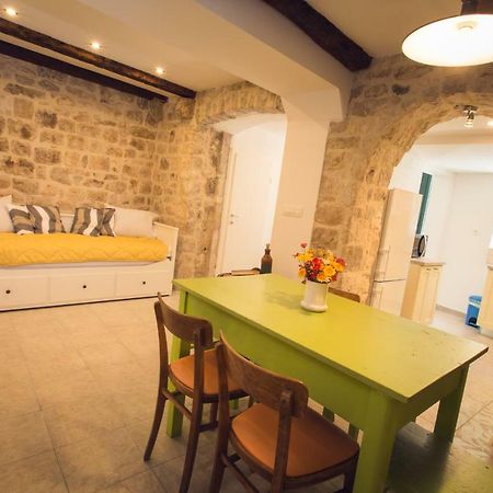 Apartment Sunce Kaštela Eksteriør bilde