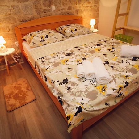 Apartment Sunce Kaštela Eksteriør bilde