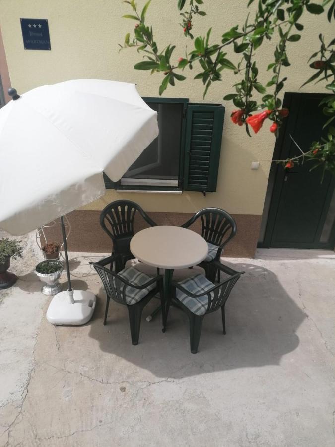 Apartment Sunce Kaštela Eksteriør bilde