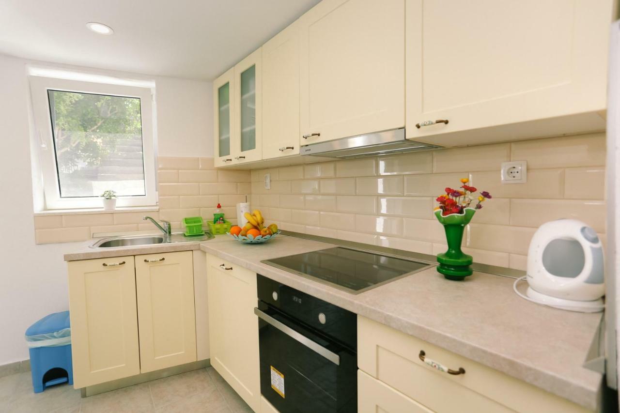 Apartment Sunce Kaštela Eksteriør bilde