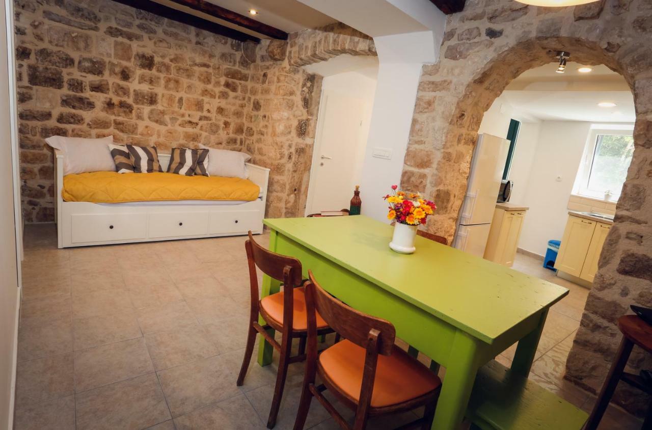 Apartment Sunce Kaštela Eksteriør bilde